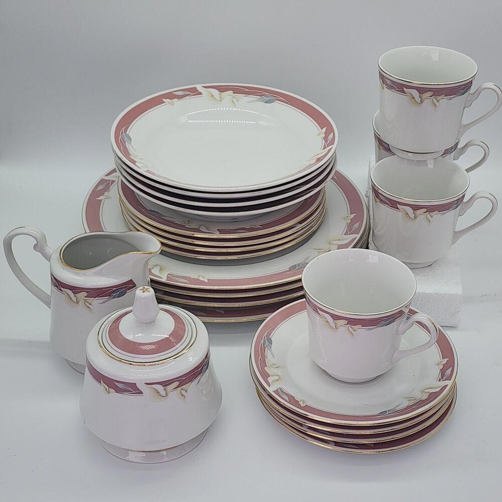 Majesty Taupe Fantasy #8394 Dinnerware Set 22-Pc